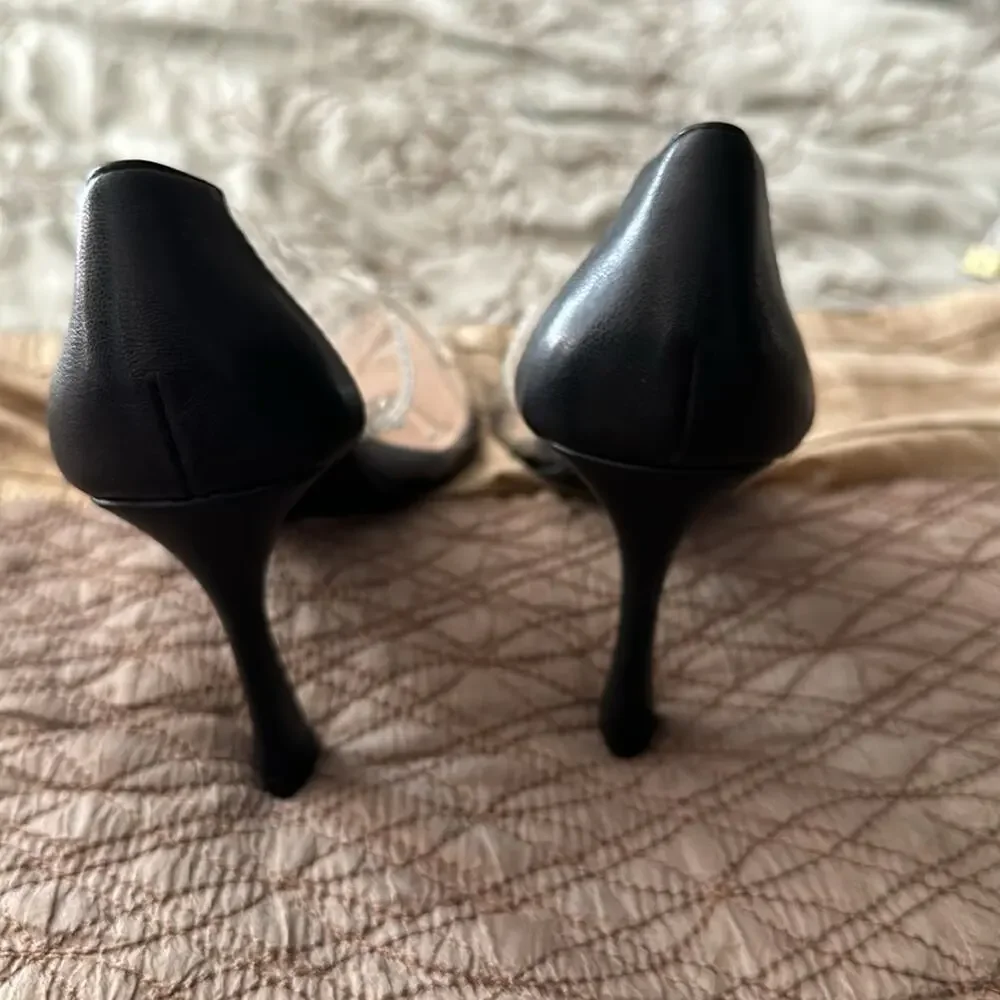 Chinese Laundry | Romance Pump Size 5